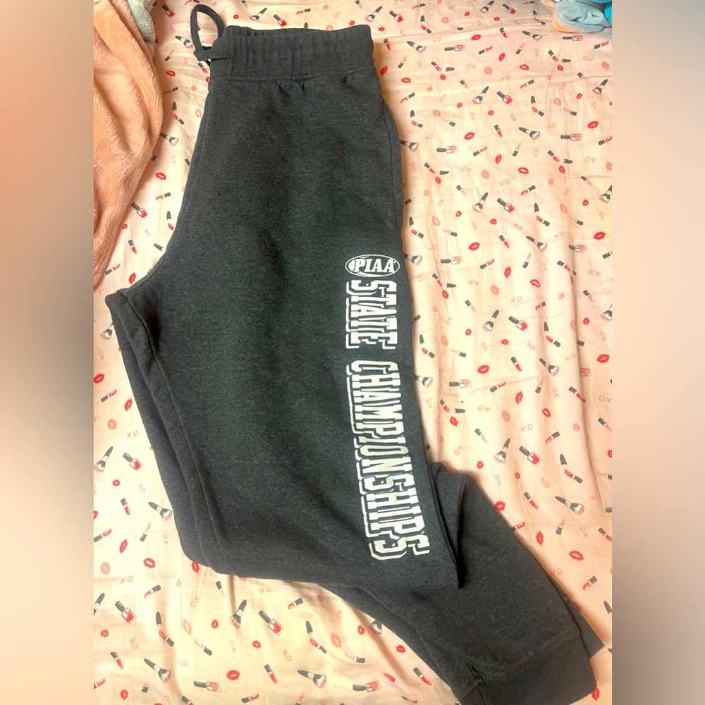 dark grey sweatpants